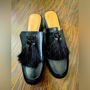 Bettye Muller Brea Leather Large Tassel Loafer Mule Black